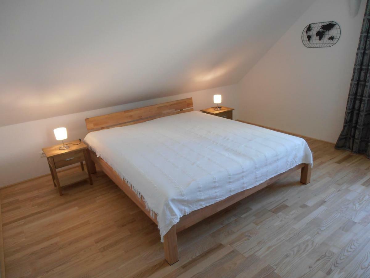 Ferienwohnung Am Kirchberg 조이스 외부 사진