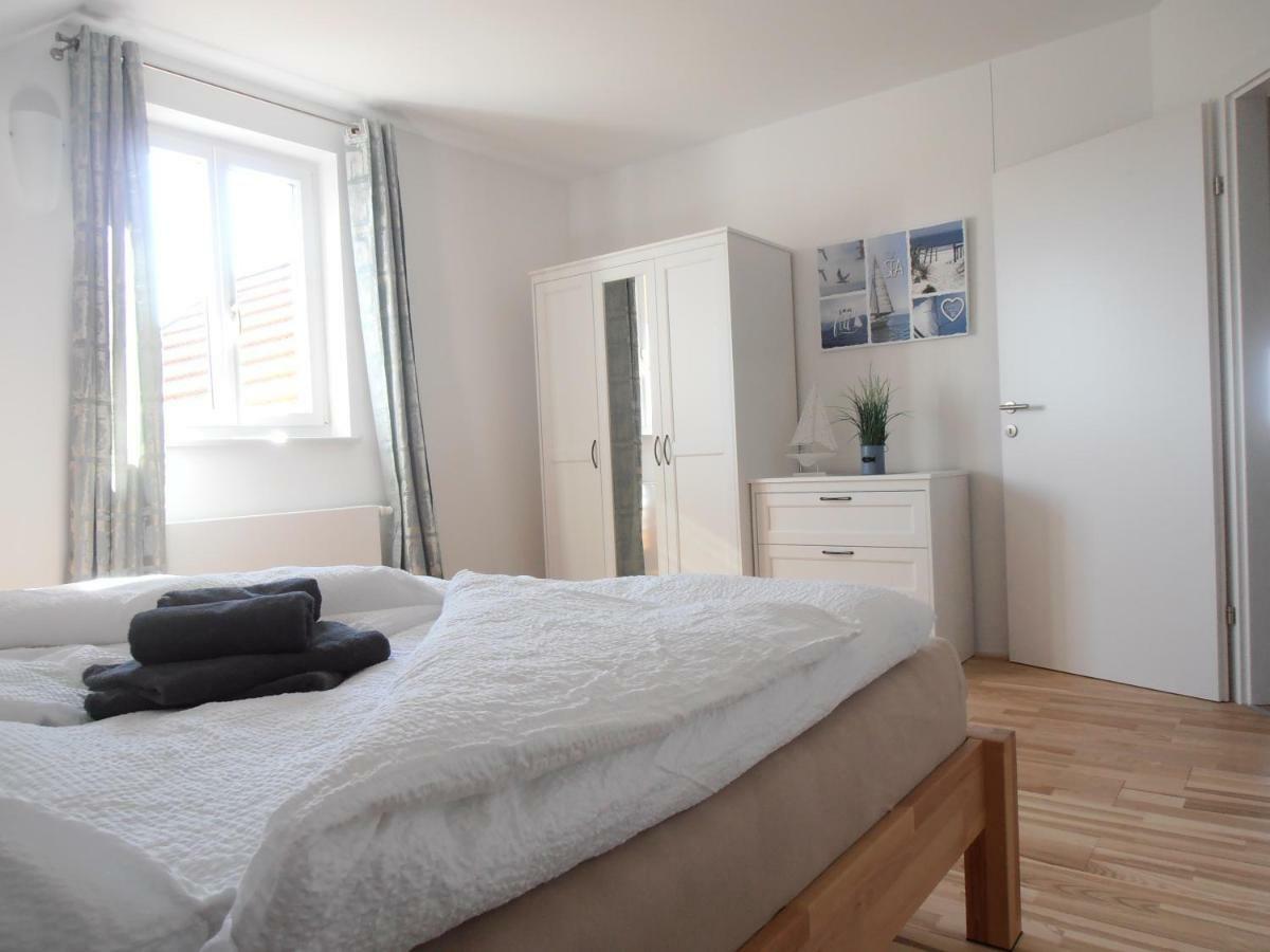 Ferienwohnung Am Kirchberg 조이스 외부 사진